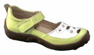 A new type of children's shoes